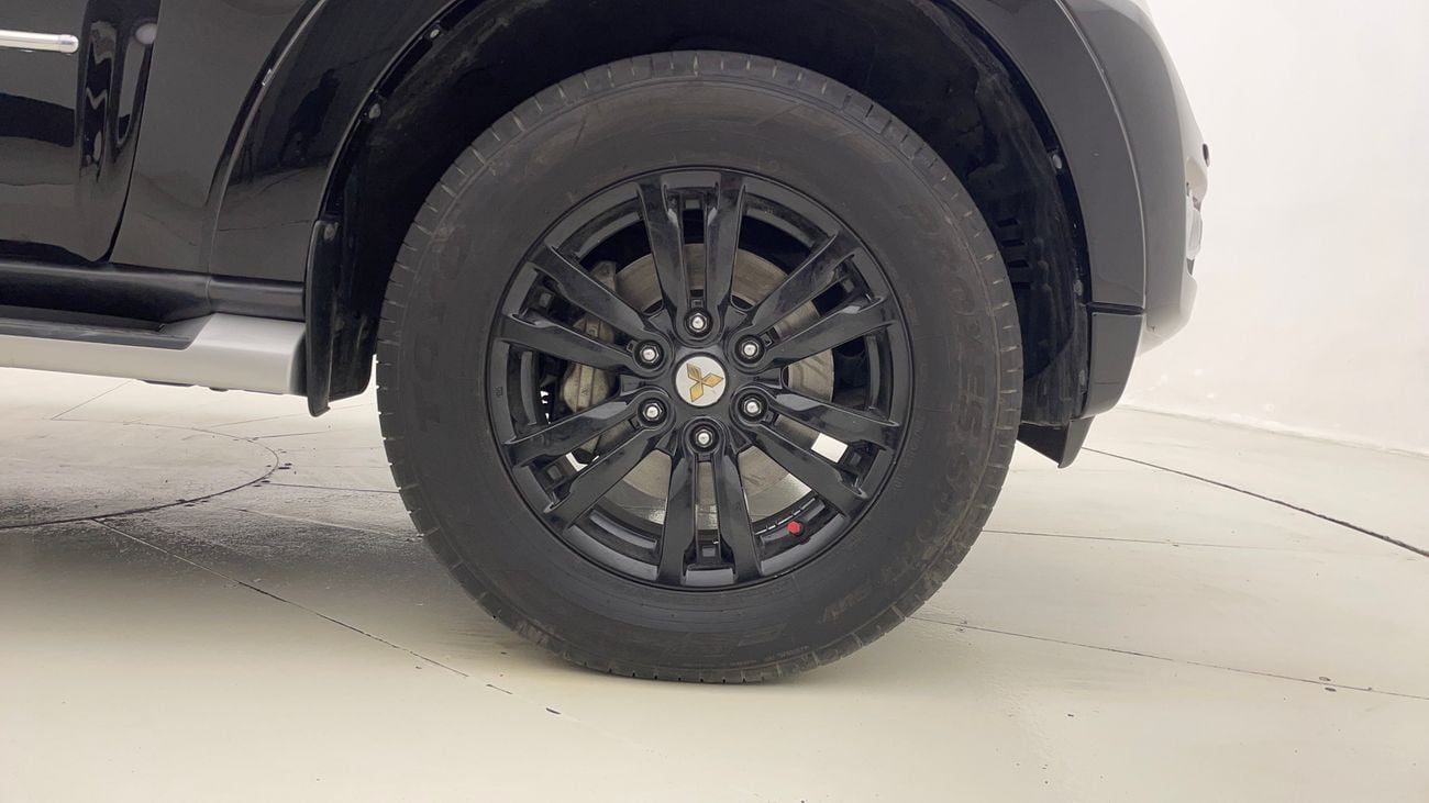 ميتسوبيشي باجيرو GLS HIGHLINE 3.8 | بدون دفعة مقدمة | اختبار القيادة في المنزل