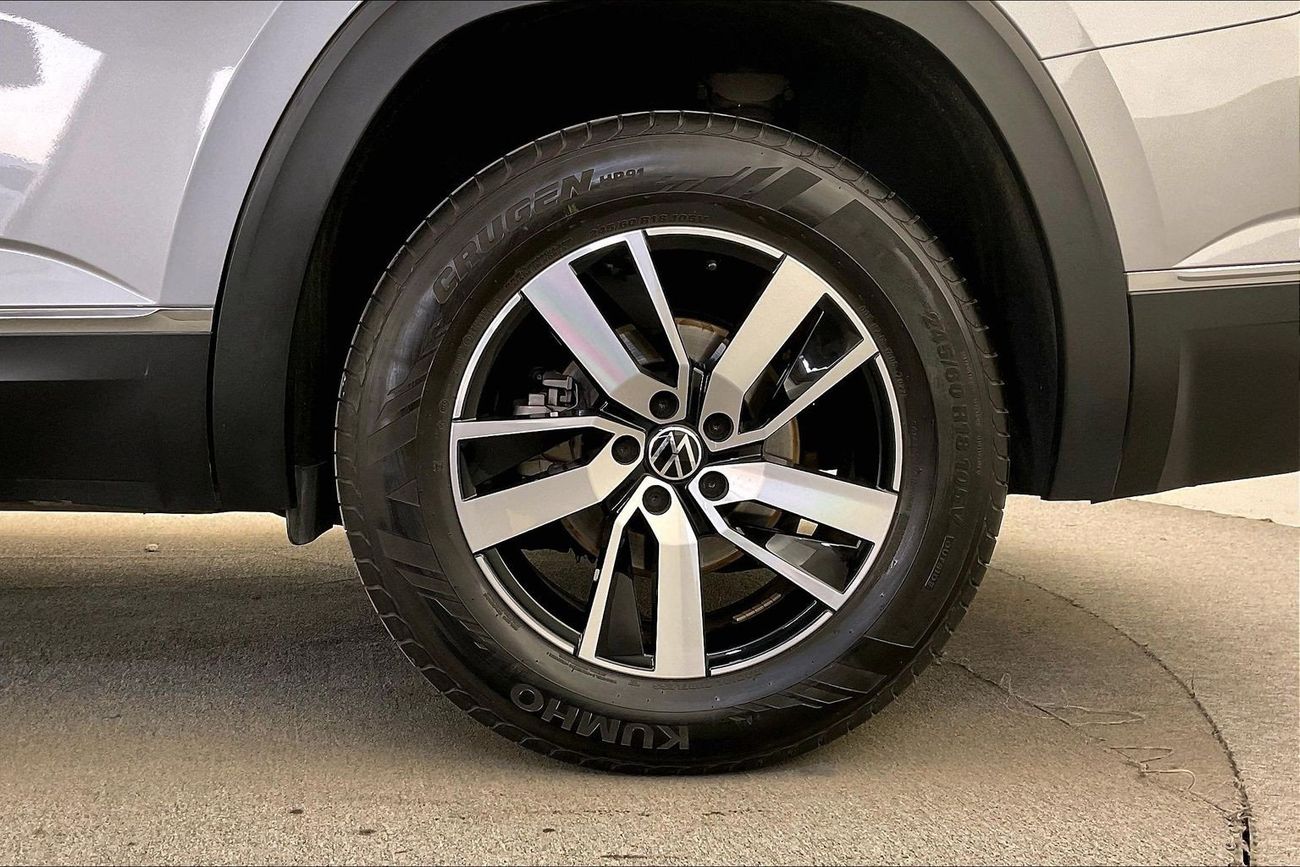 Volkswagen Teramont Comfortline | National Day Celebration | Guaranteed Warranty | 0 Down Payment