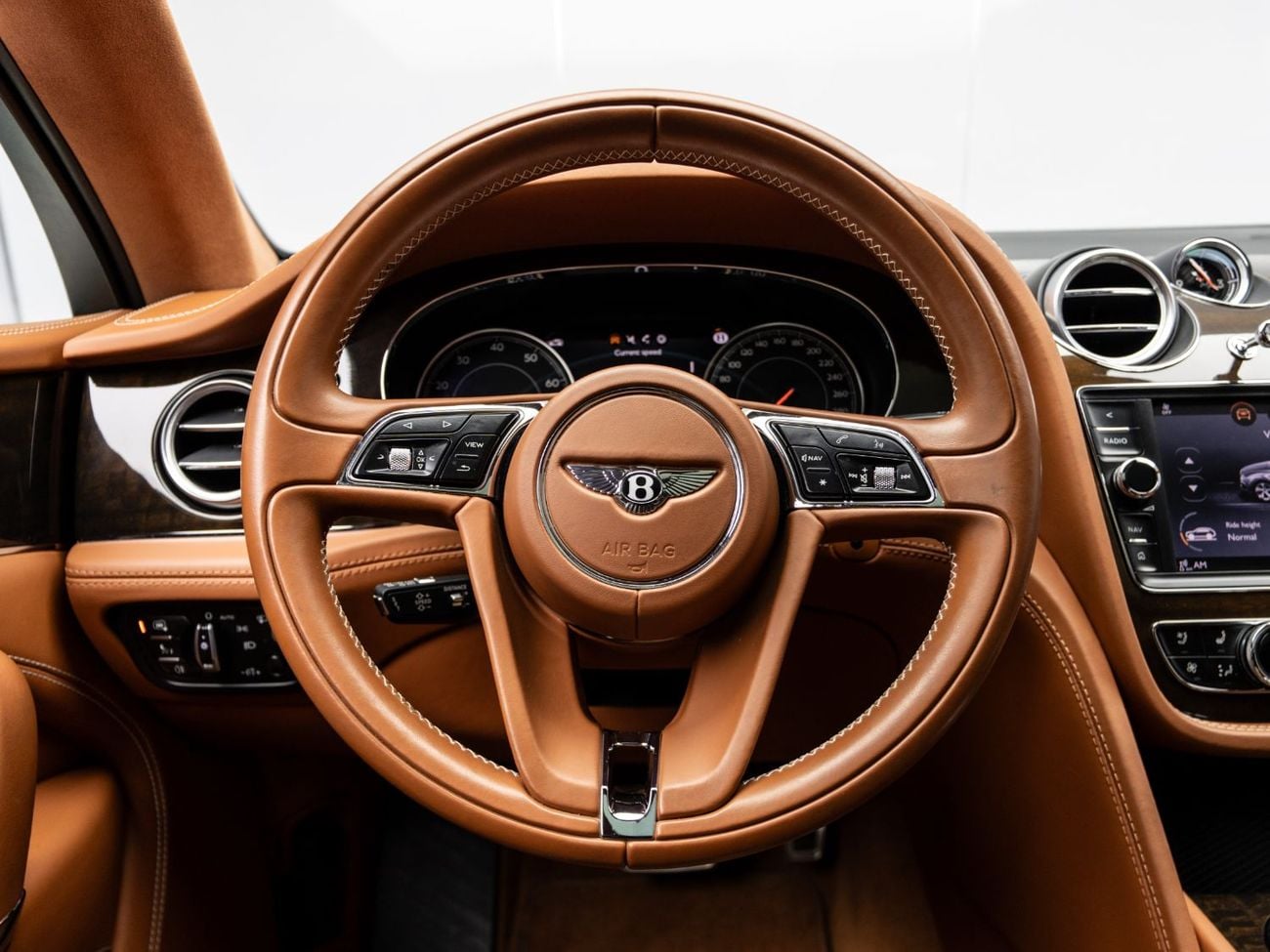 Bentley Bentayga STD BUY NOW, PAY 2027 | THE BLACKLINE STANDARD | 12 Month Blackline Warranty, GCC, Low KM's