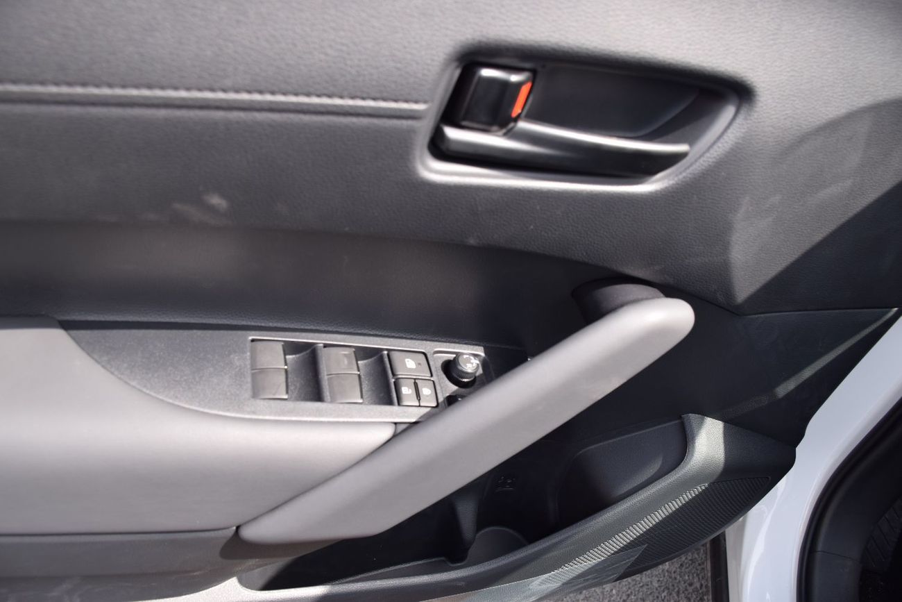 تويوتا فرونتلاندر Leading Trim | 2.0L Hybrid | 4 Cylinder