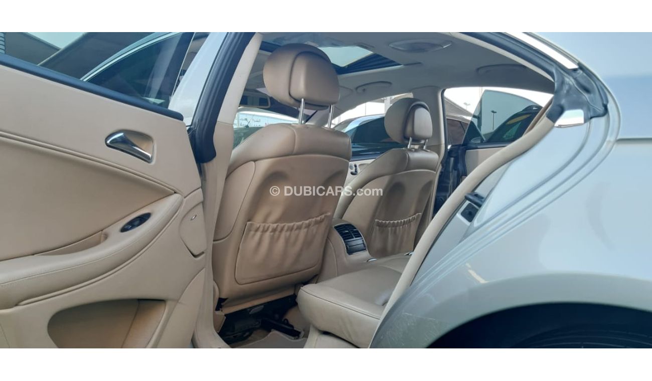 Mercedes-Benz CLS 350 Gulf - number one - manhole - leather - alloy wheels - sensors - cruise control - control - fog ligh