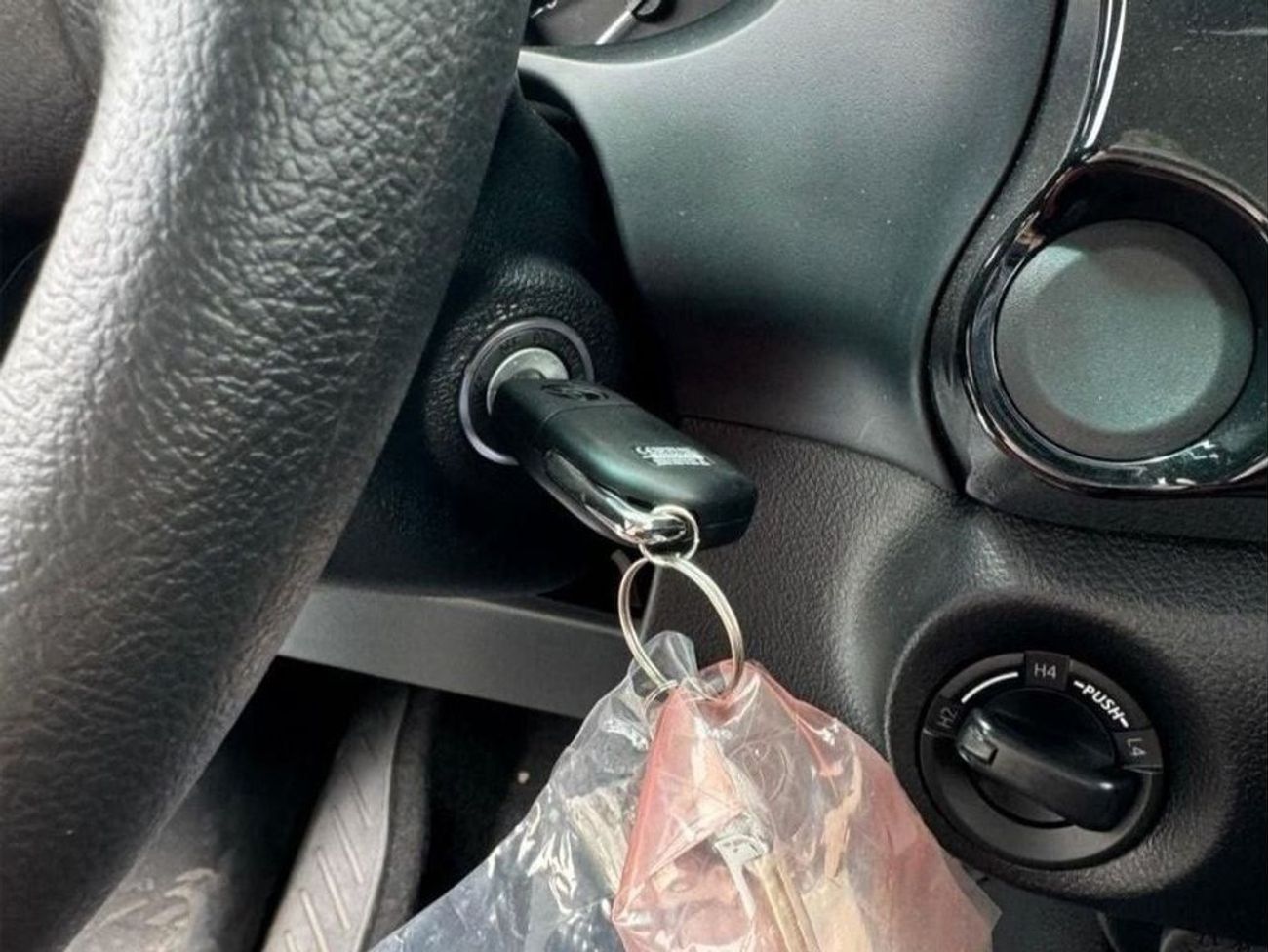 Toyota Hilux Toyota Hilux Basic 2.7 L Petrol 2024 Brand NEW!!! 4 WD