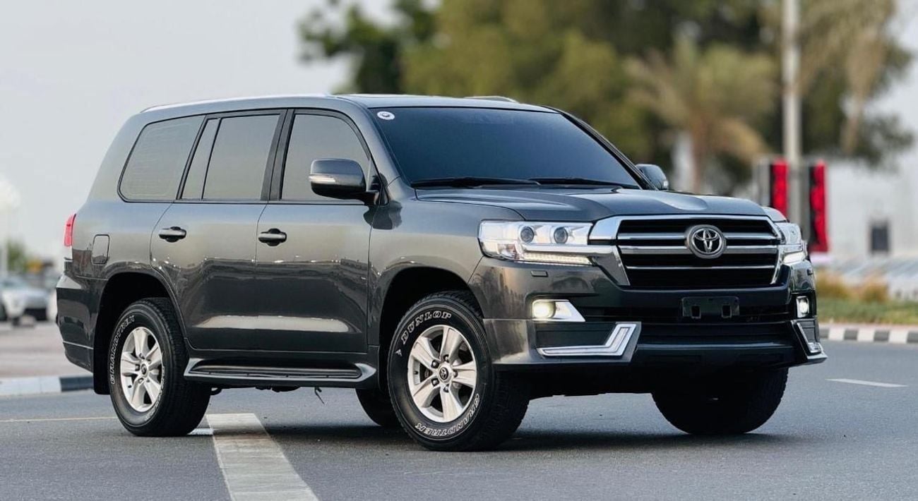Toyota Land Cruiser Toyota Land Cruiser 2019 grey color full options