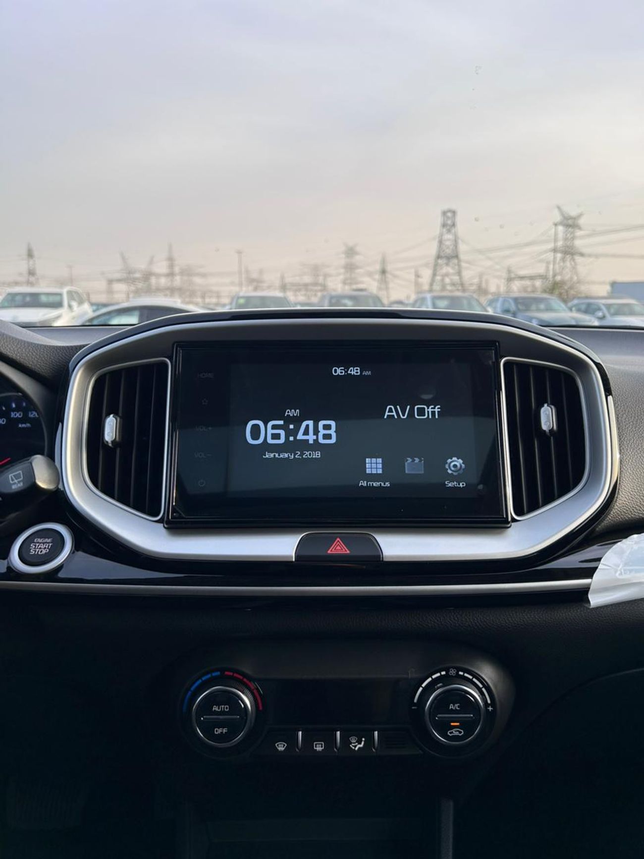 كيا KX1 Kia KX1 KIA KX1 1.4L CVT WITH SUNROOF 2025