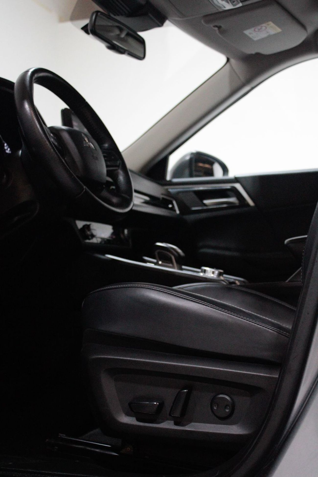 Mitsubishi Outlander GLX HIGHLINE Z06 2.5L