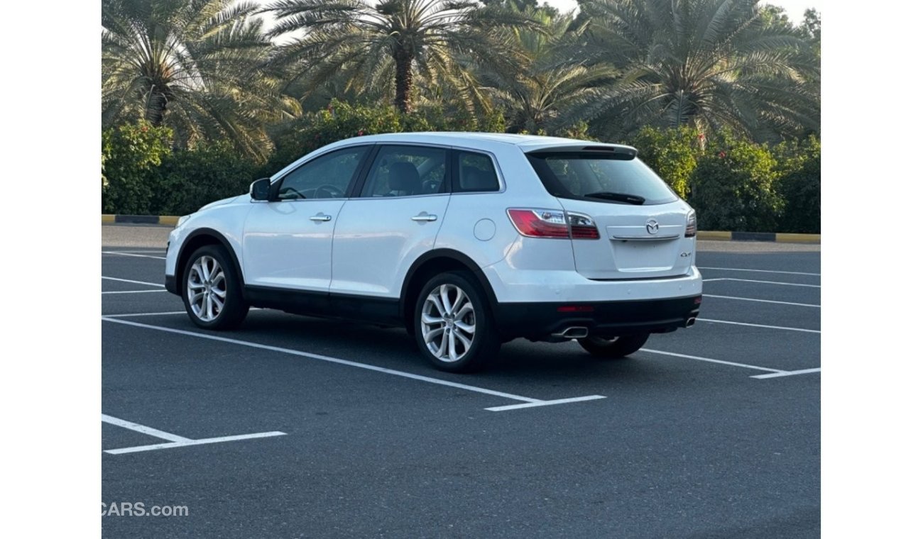 Mazda CX-9 MODEL 2011 GCC CAR PERFECT CONDITION INSIDE AND OUTSIDE FULL OPTION SUN ROOF LEATHER SEATS 7 seats