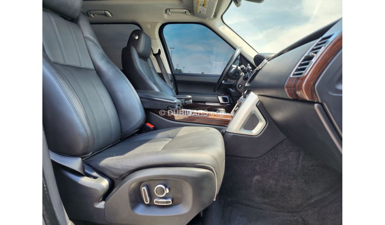 Land Rover Range Rover facelifted