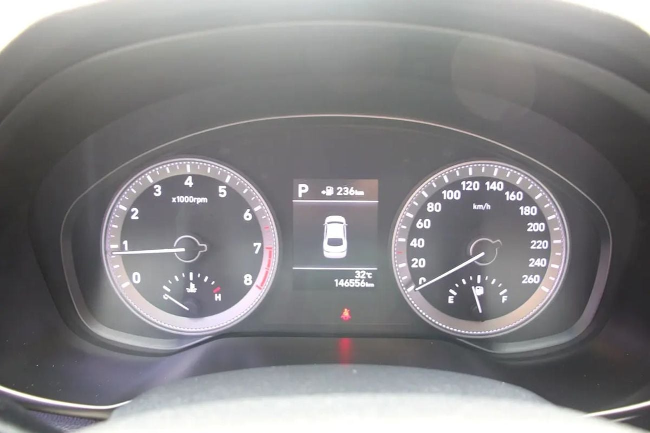 Hyundai Grandeur 2.4L Good Condition Card Payment also accept