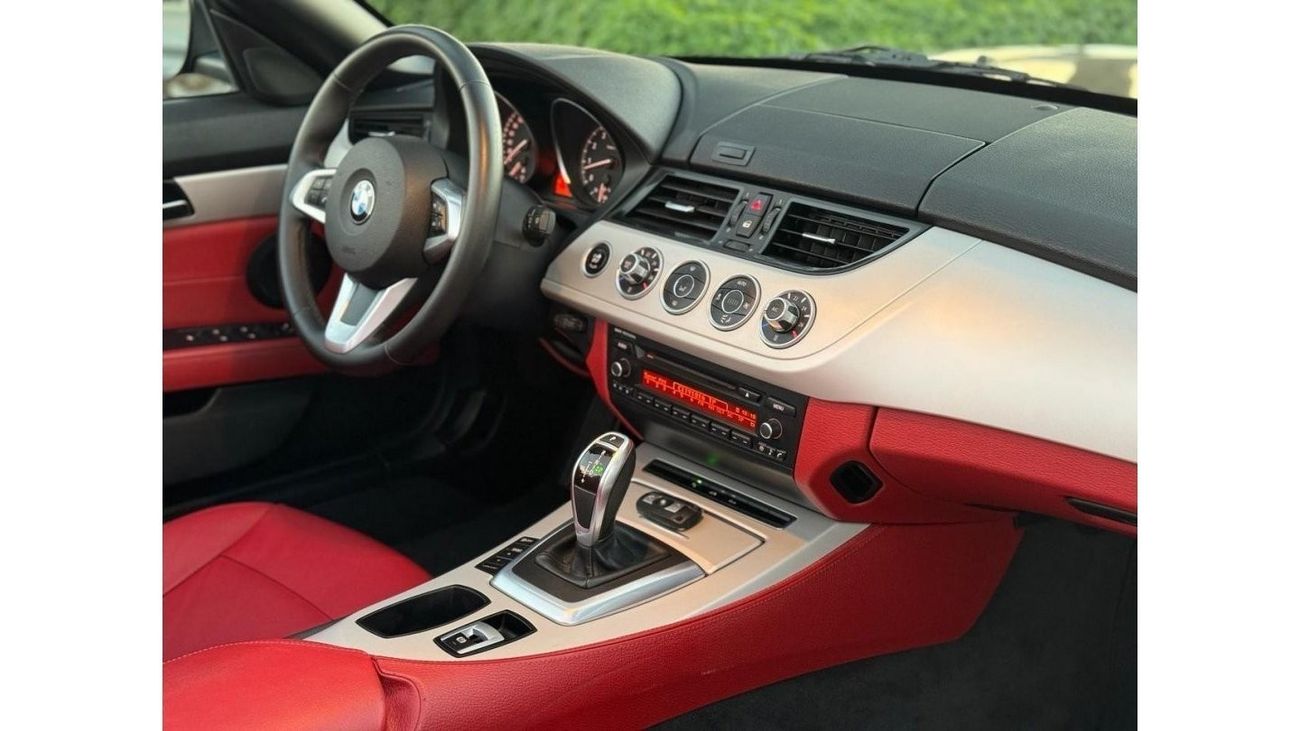 بي أم دبليو Z4 sDrive 18i