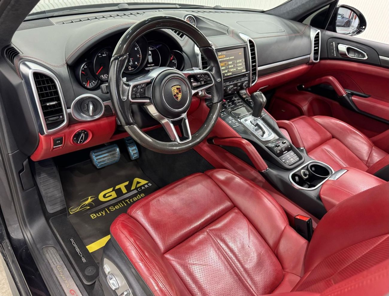 Porsche Cayenne GTS 3.6L 2016 Porsche Cayenne GTS, 2025 Porsche Warranty, Carbon Fiber Package, GCC