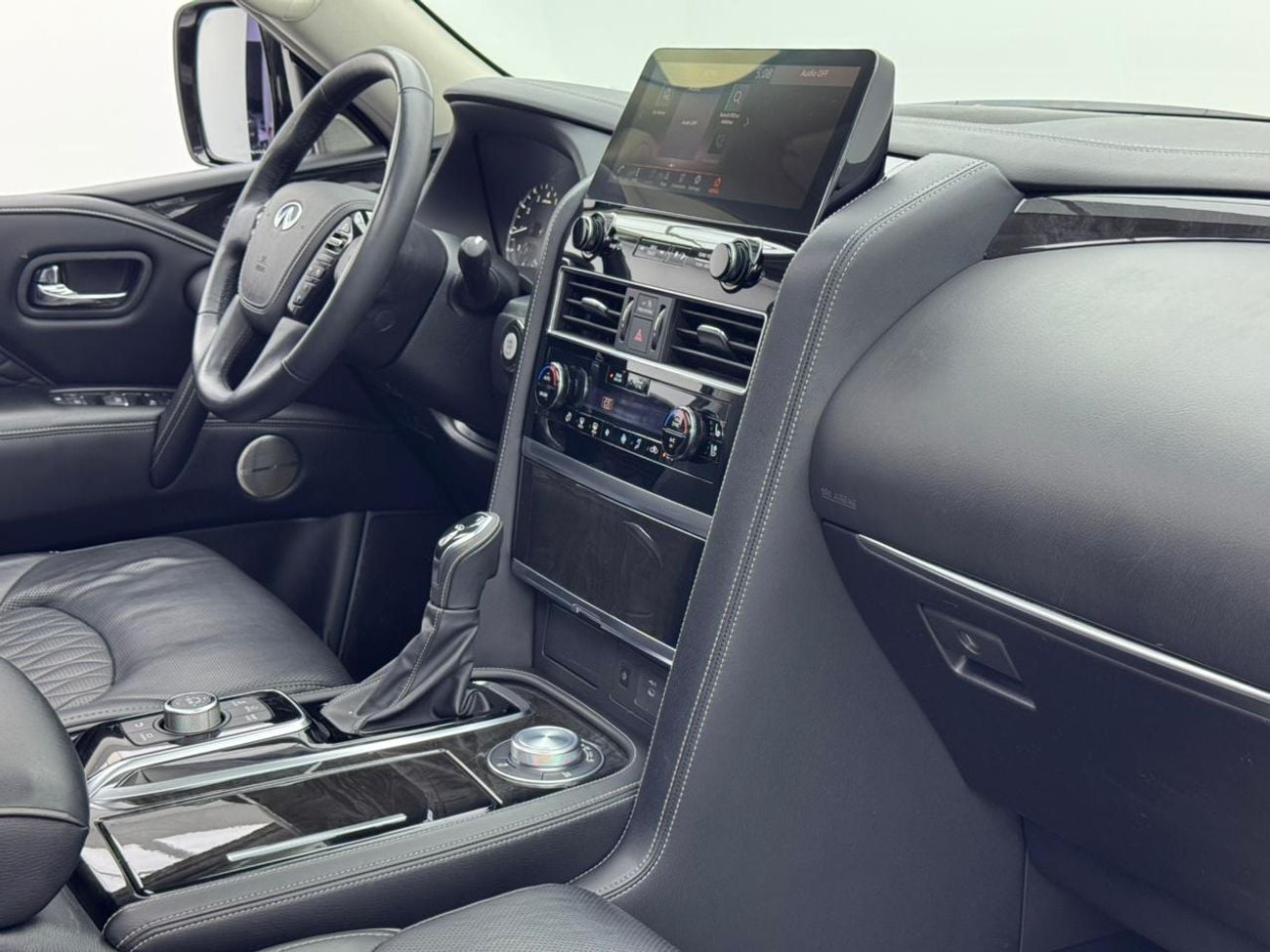 Infiniti QX80 2023 Infiniti QX80 Sensory, 2028 Infiniti Warranty, 2027 Infiniti Service Pack, 8 Seater, GCC