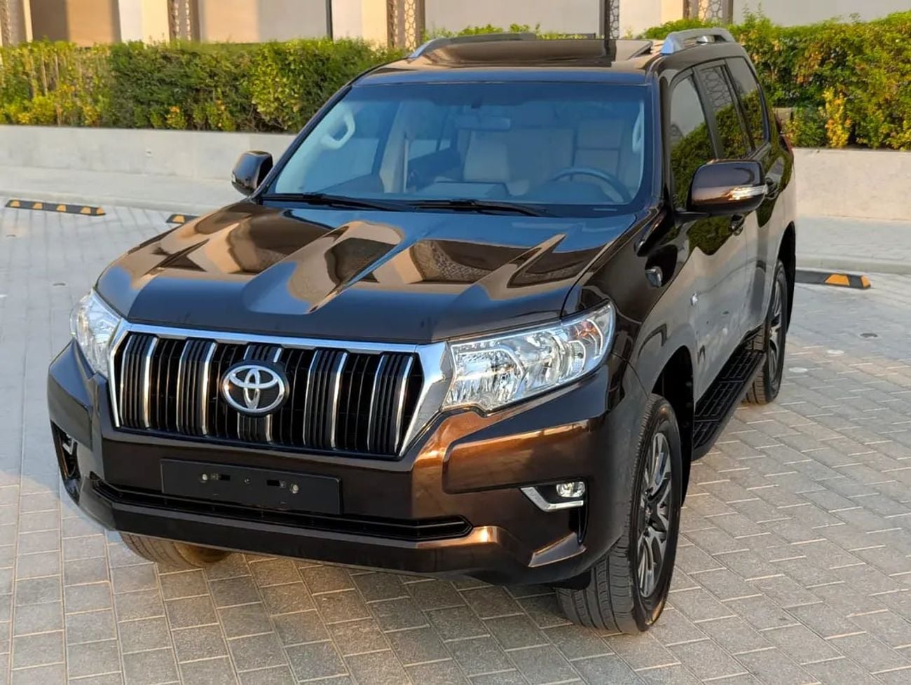 Toyota Prado VXR 2022 GCC Specs - Interior and Exterior Excellent Condition