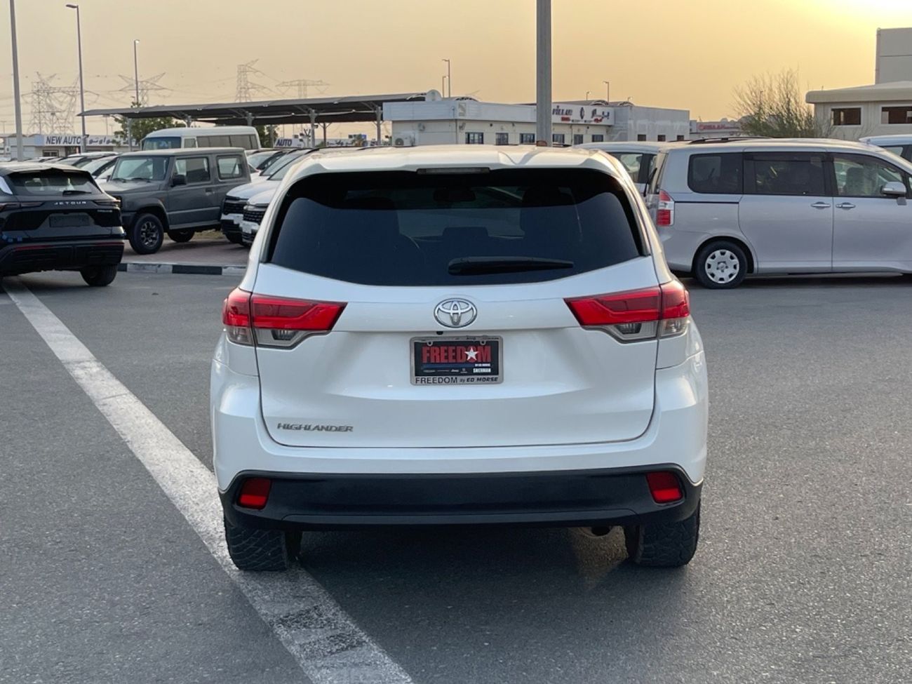 Toyota Highlander 2017 TOYOTA HIGHLANDER V4 IMPORTED FROM USA