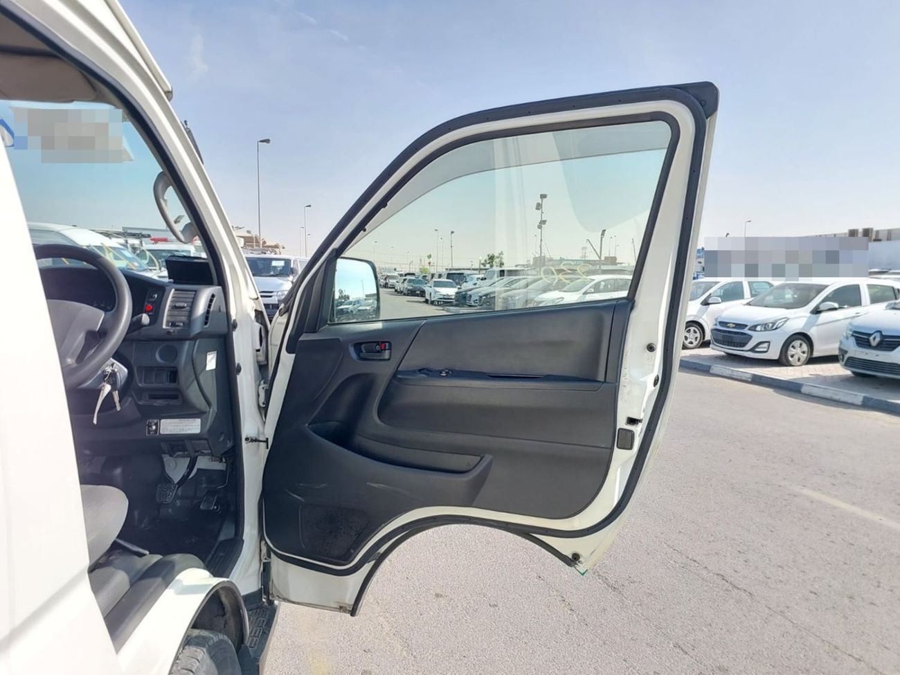 تويوتا هاياس TOYOTA HIACE VAN RHD 2015 MODEL 2.7L PETROL AUTOMATIC(PM55169)
