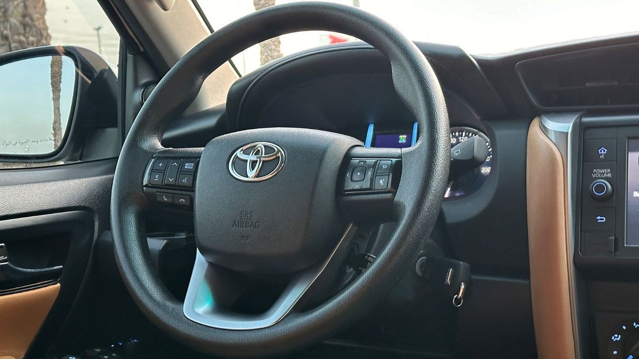 تويوتا فورتونر EXR