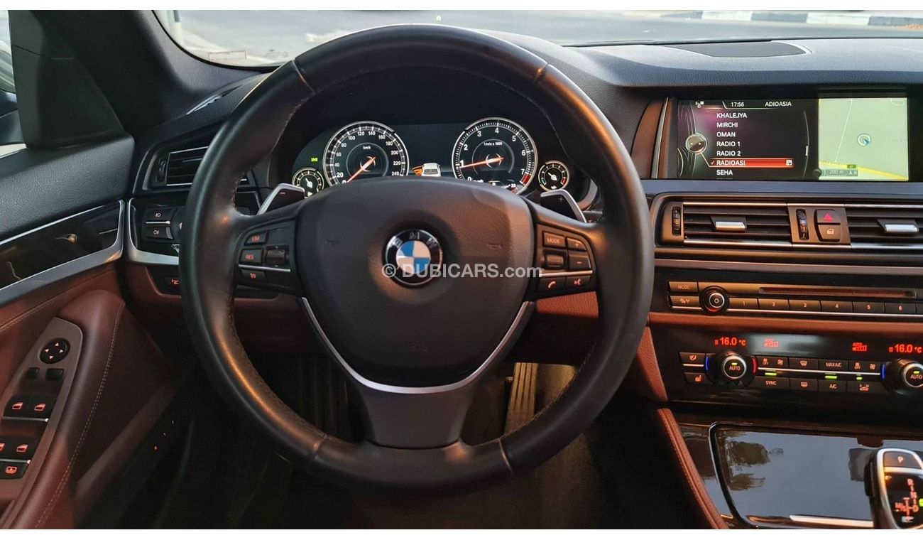BMW 528i Luxury Line 2.0L Turbo 2015 Agency Warranty Full Service History GCC