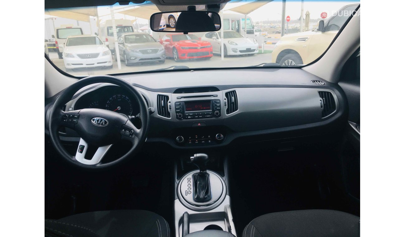 Kia Sportage سياره نظيفه جدا بدون حوادث بحاله ممتاذه صبغة وكاله