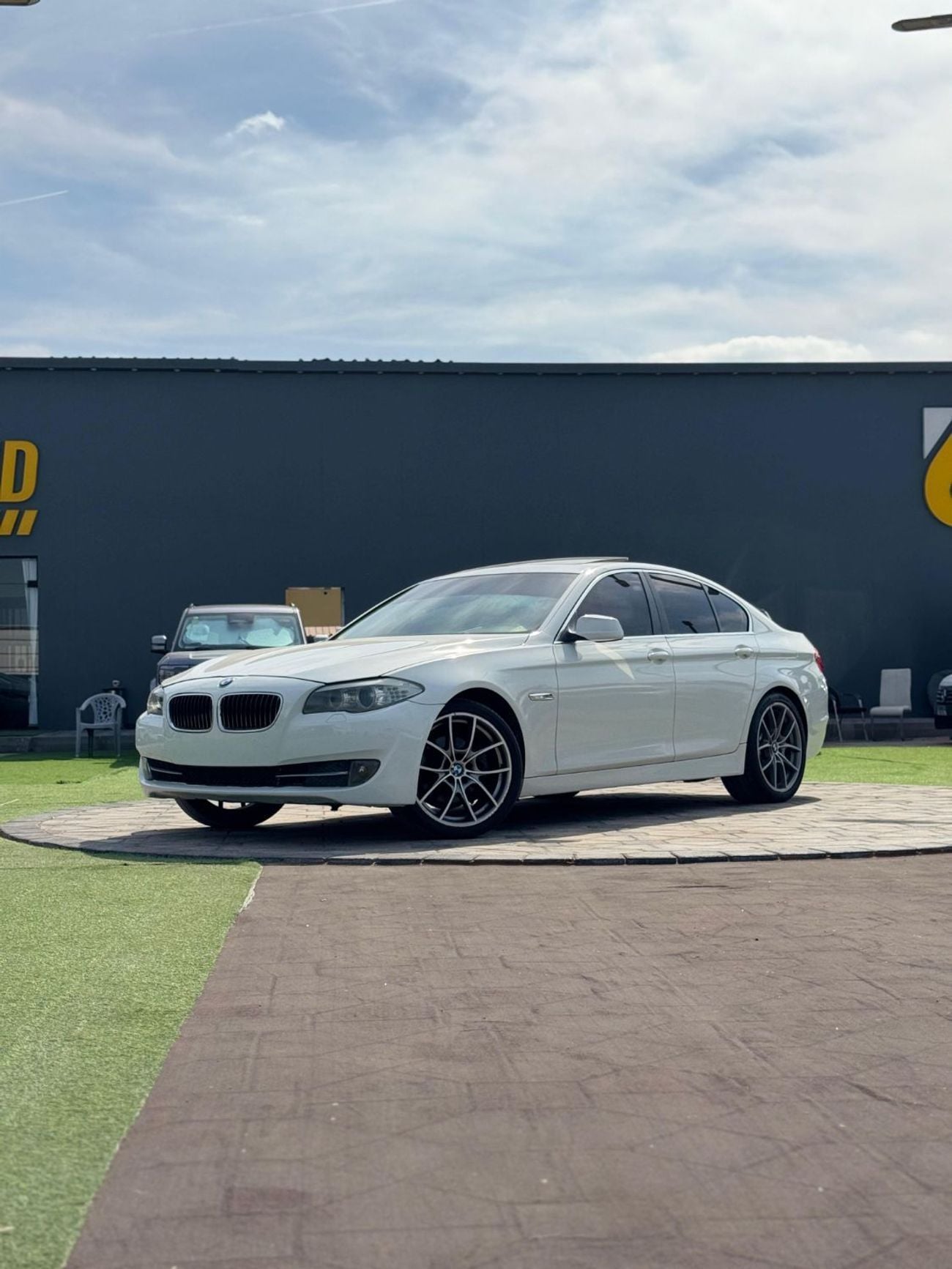 BMW 530i Exclusive 2.0L