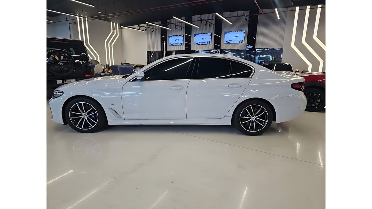 BMW 520i Std 2022 BMW 520 / Mint condition / just 10.000 km