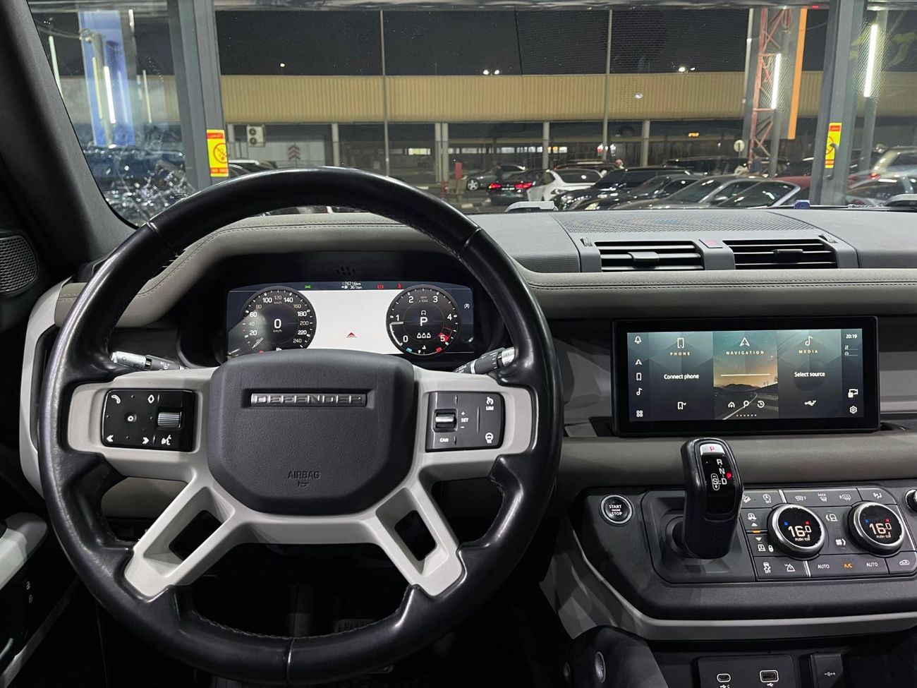 Land Rover Defender D200 110 X-Dynamic S 2.0L (5 Seater)