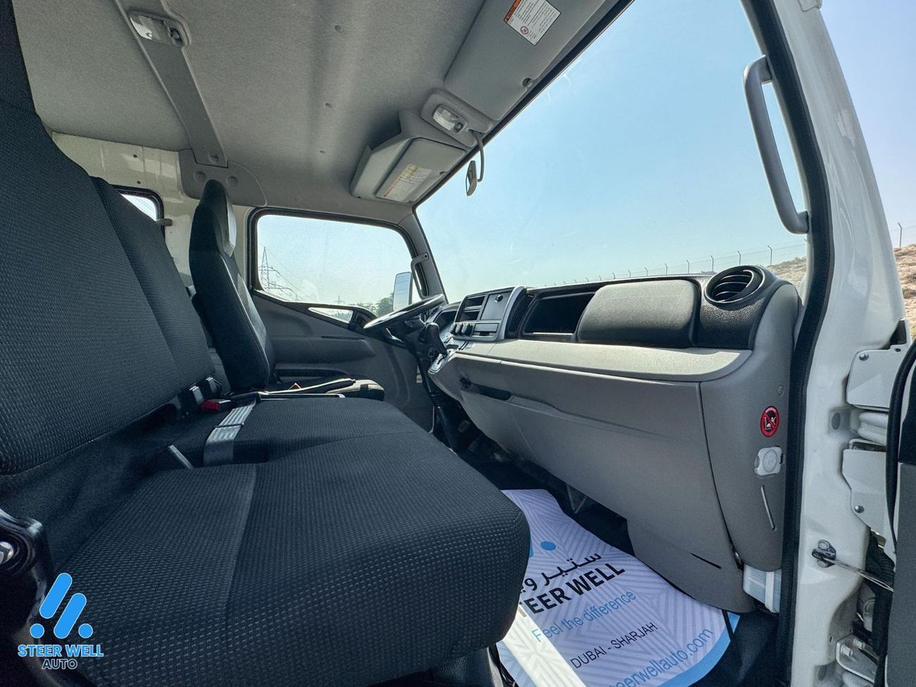 ميتسوبيشي فوسو كانتير 2024|Truck | 3.0L Diesel | Dual Cab | RWD | Excellent Condition