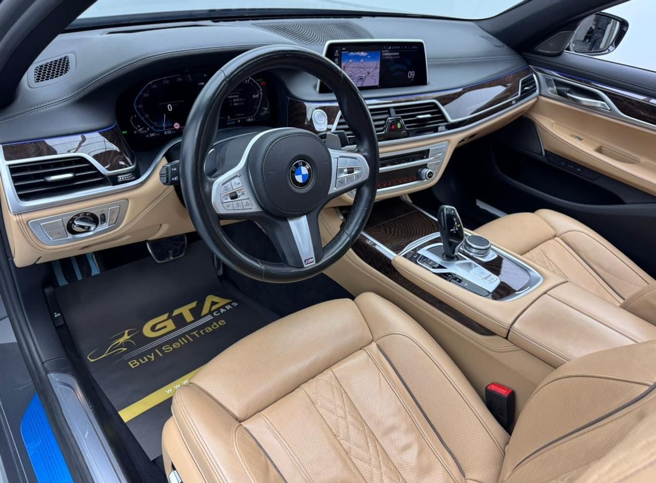 BMW 730Li M Sport 2.0L 2022 BMW 730li xDrive M-sport, Dec/2026 BMW Warranty, BMW Service History, Excellent Co