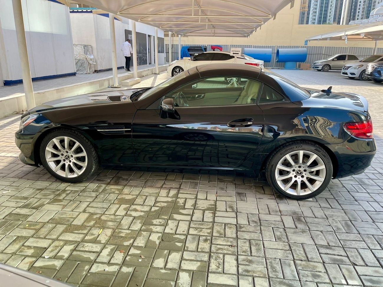 مرسيدس بنز SLC 300 Std 2.0L