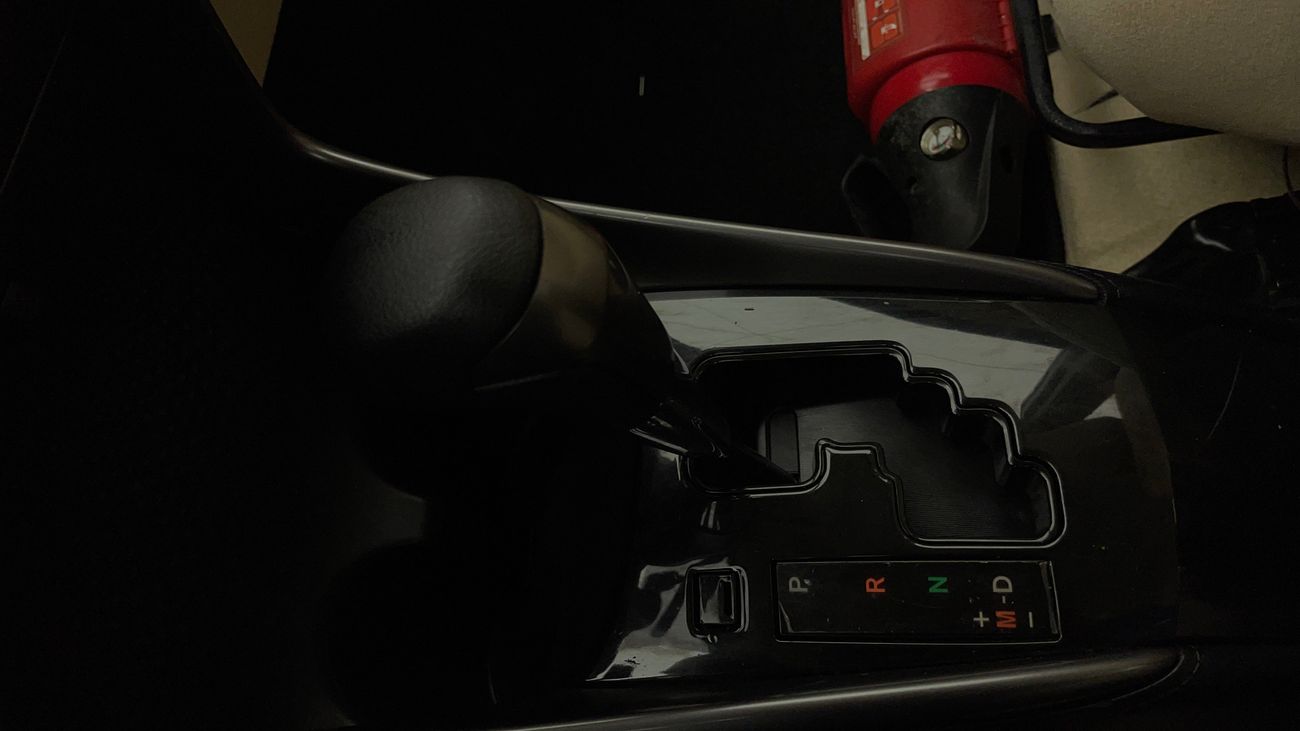 تويوتا يارس SE 1.5 | بدون دفعة مقدمة | اختبار القيادة في المنزل