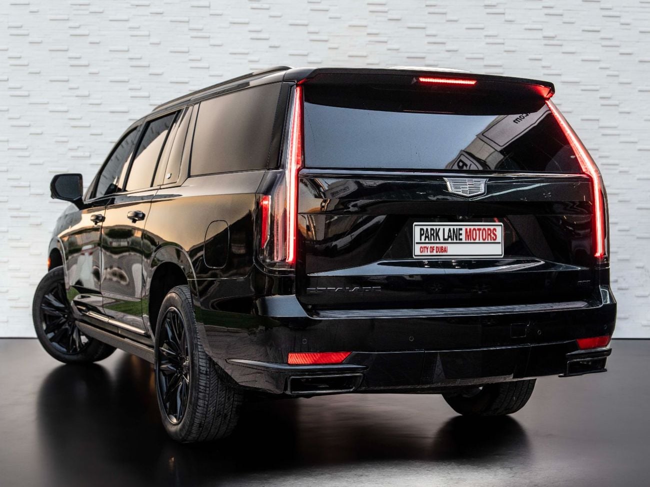 كاديلاك إسكالاد Escalade-V 6.2L
