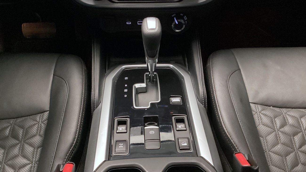 Nissan XTerra Platinum | Guaranteed Warranty | 0 Down Payment