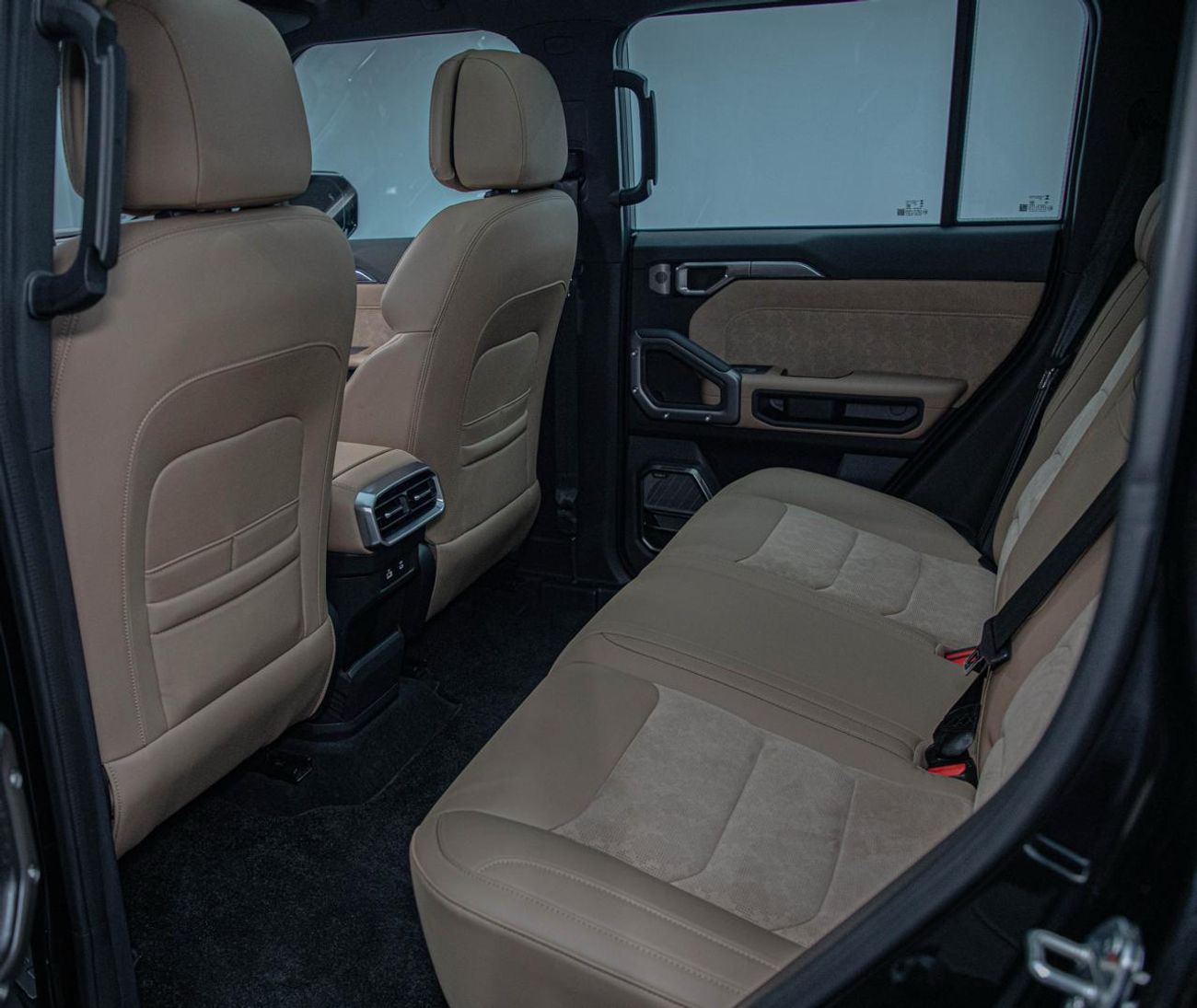 Jetour T2 Luxury Travel Plus • Jetour Warranty 2030 • Elite/Agency Supplied Vehicle