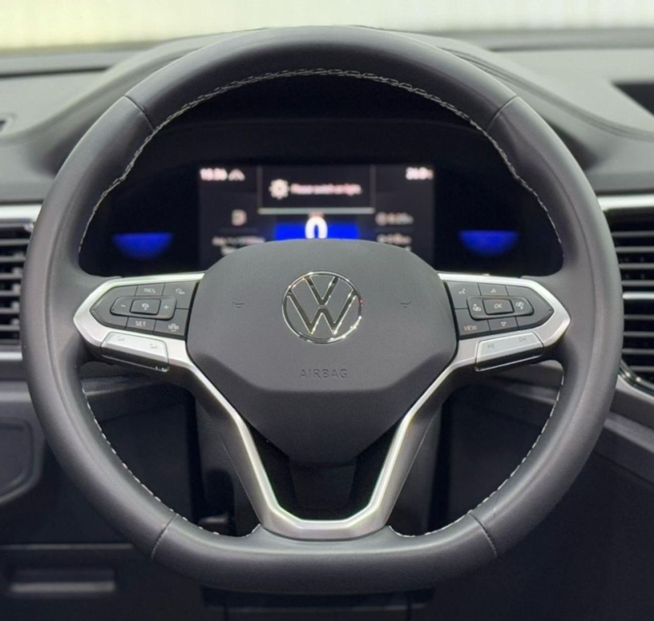 فولكس واجن تيرامونت Comfortline 3.6L 2023 Volkswagen Teramont Comfortline V6, 2025 Warranty + Service Pack, 7 Seater, GC