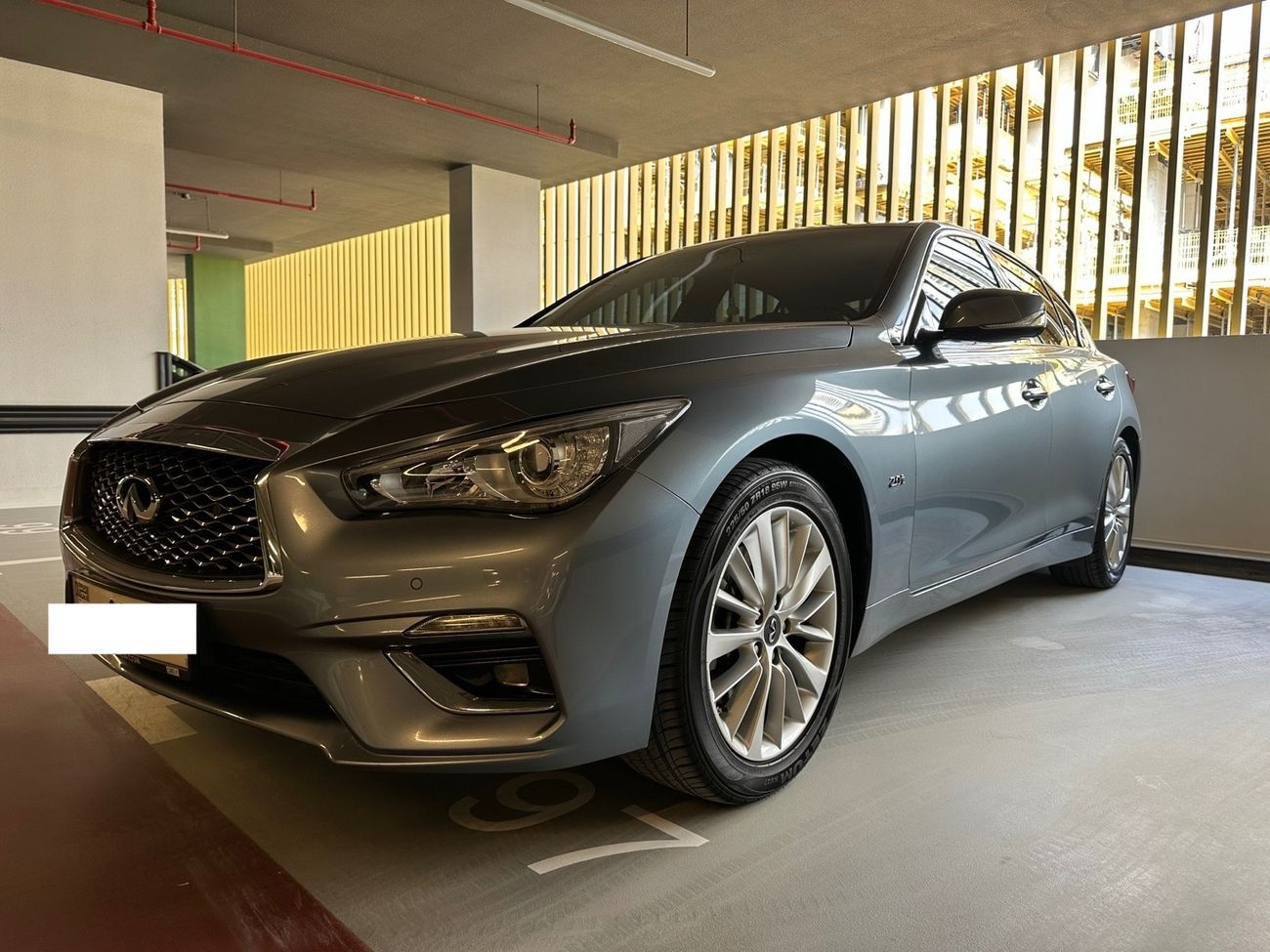 Infiniti Q50 Premium 2.0L