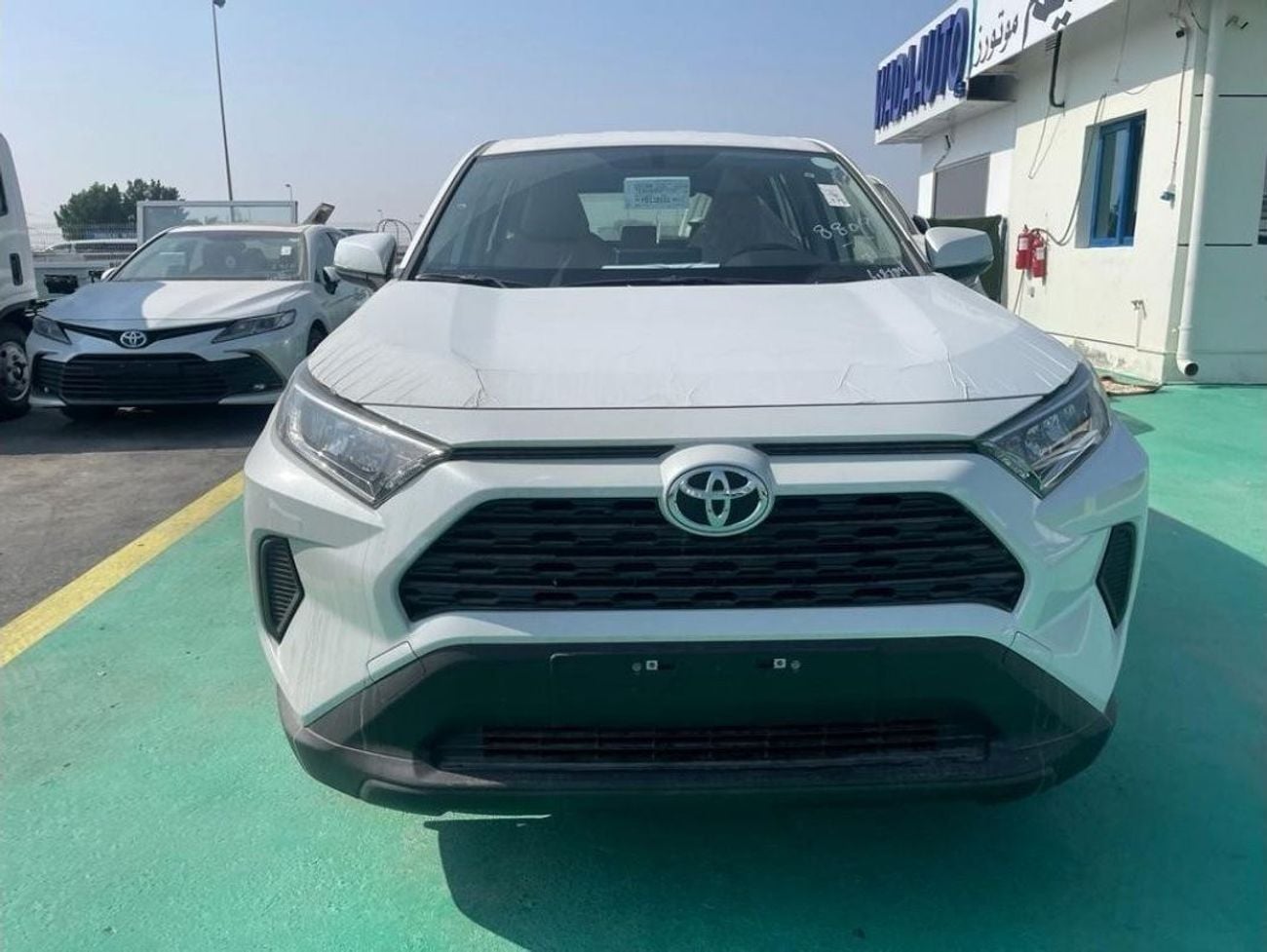 تويوتا راف ٤ 2025 TOYOTA RAV4 AWD XLE 2500cc  Petrol Zero KM
