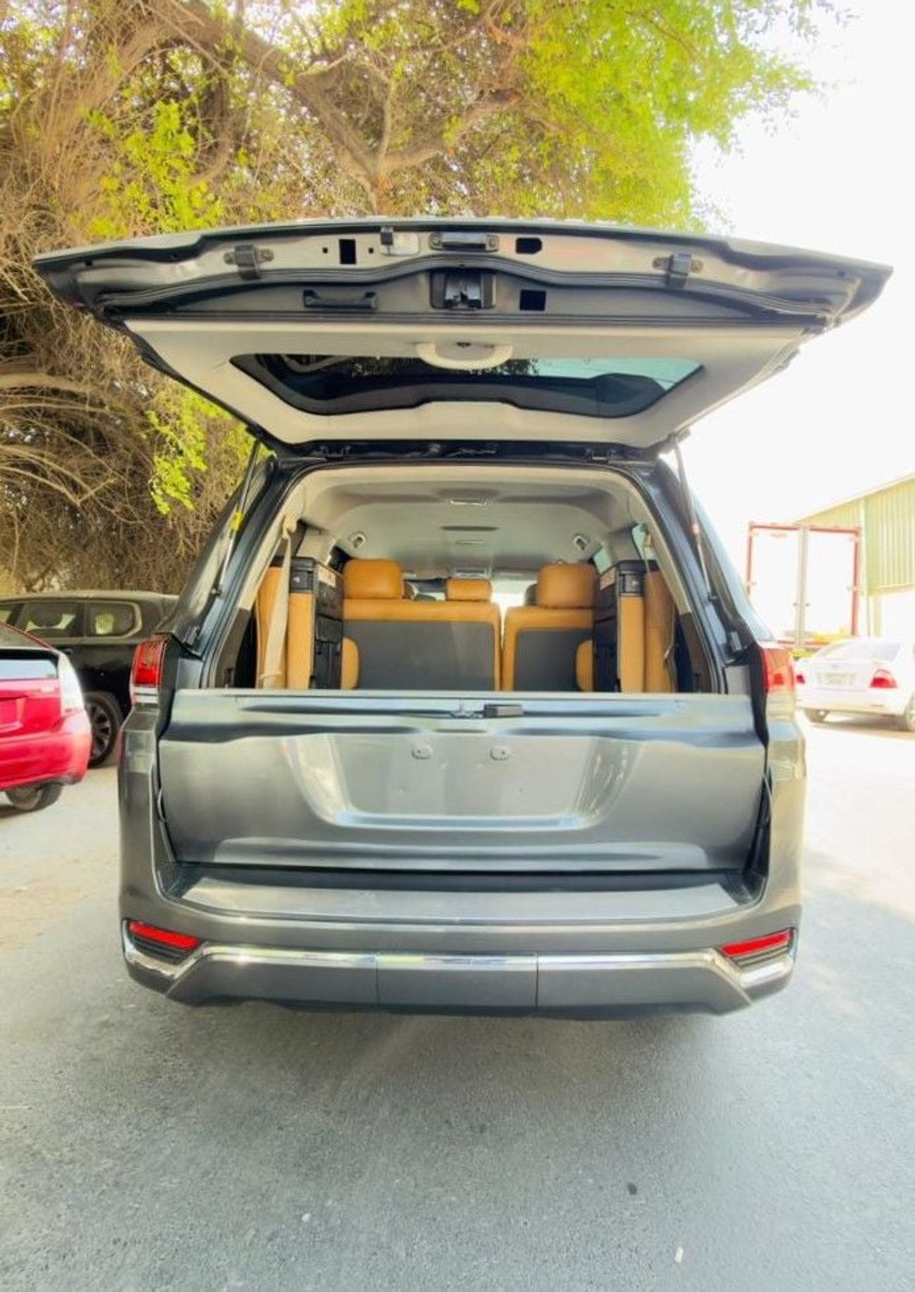 تويوتا لاند كروزر -