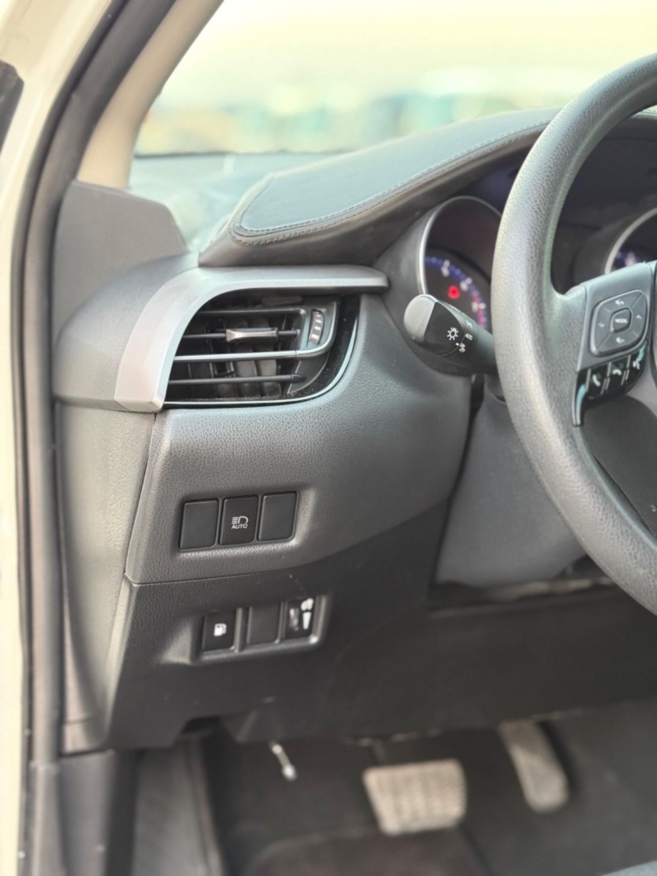 Toyota CHR TOYOTA C-HR XLE