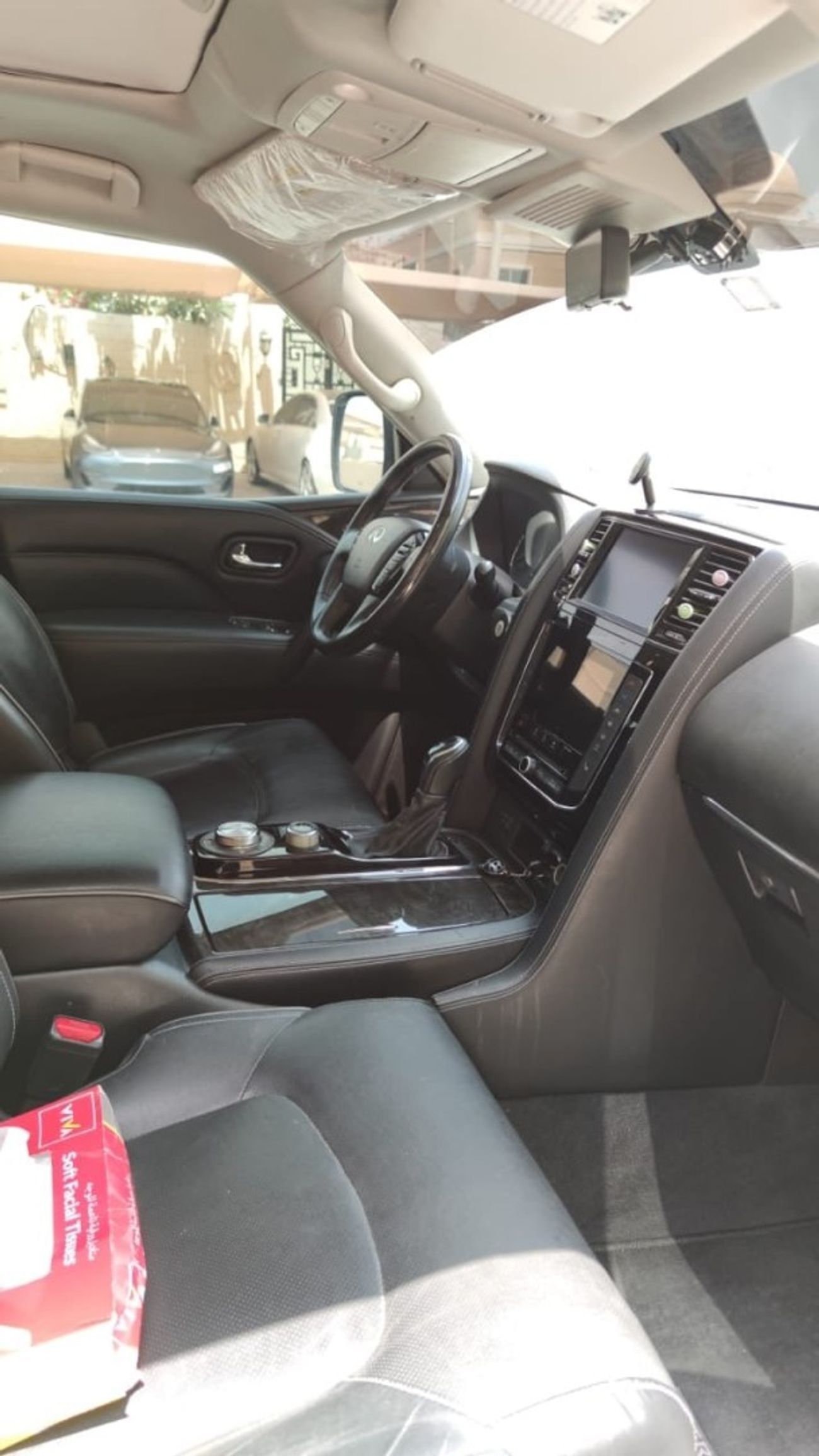 إنفينيتي QX80 Black Edition 5.6L