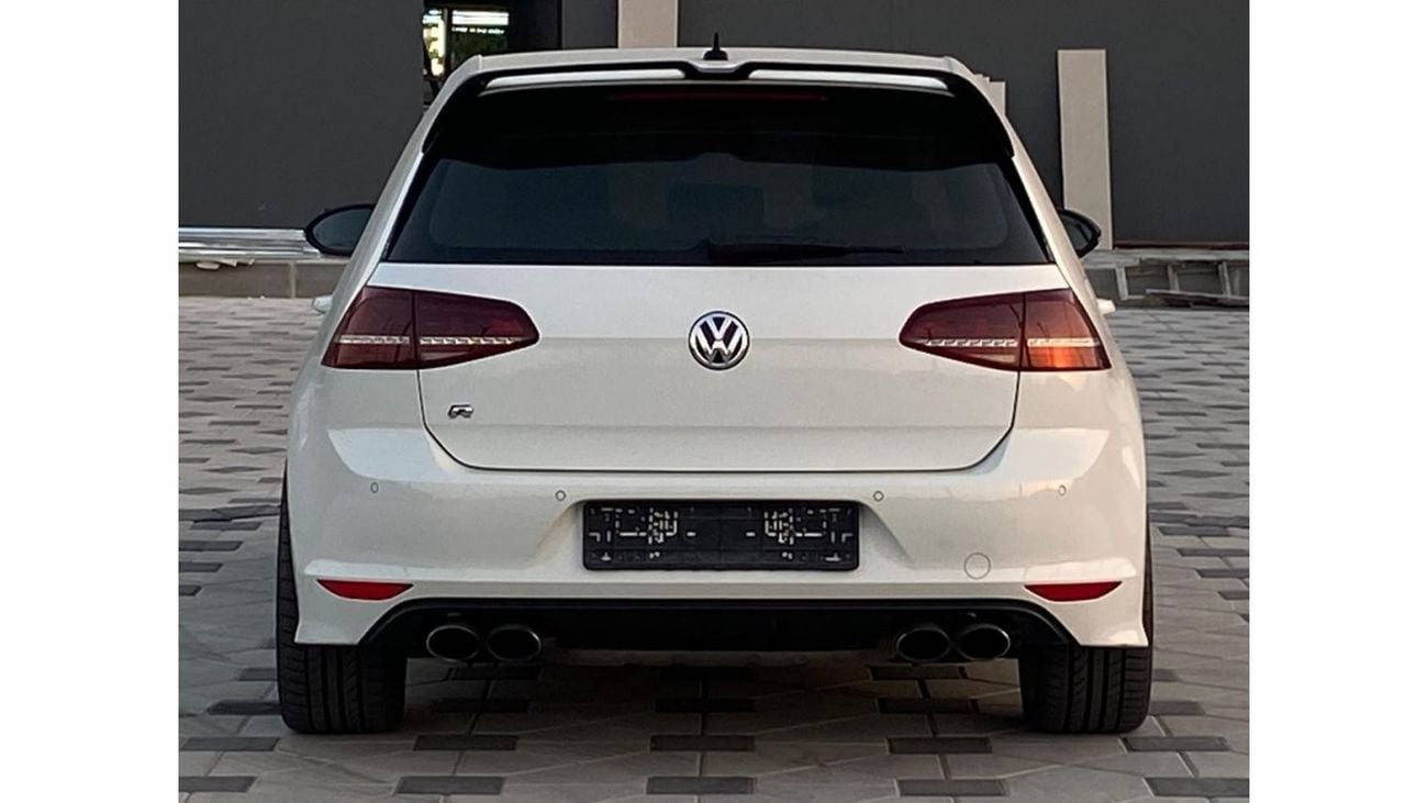 فولكس واجن جولف ار