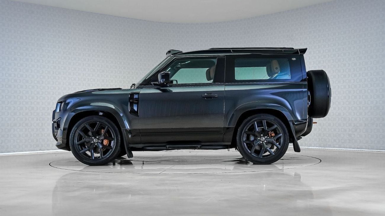 Land Rover Defender 90 S P400 3.0L URBAN Widetrack | Special Offer | AED 4,423 PM | 22in WX-2, LED Lightbar |