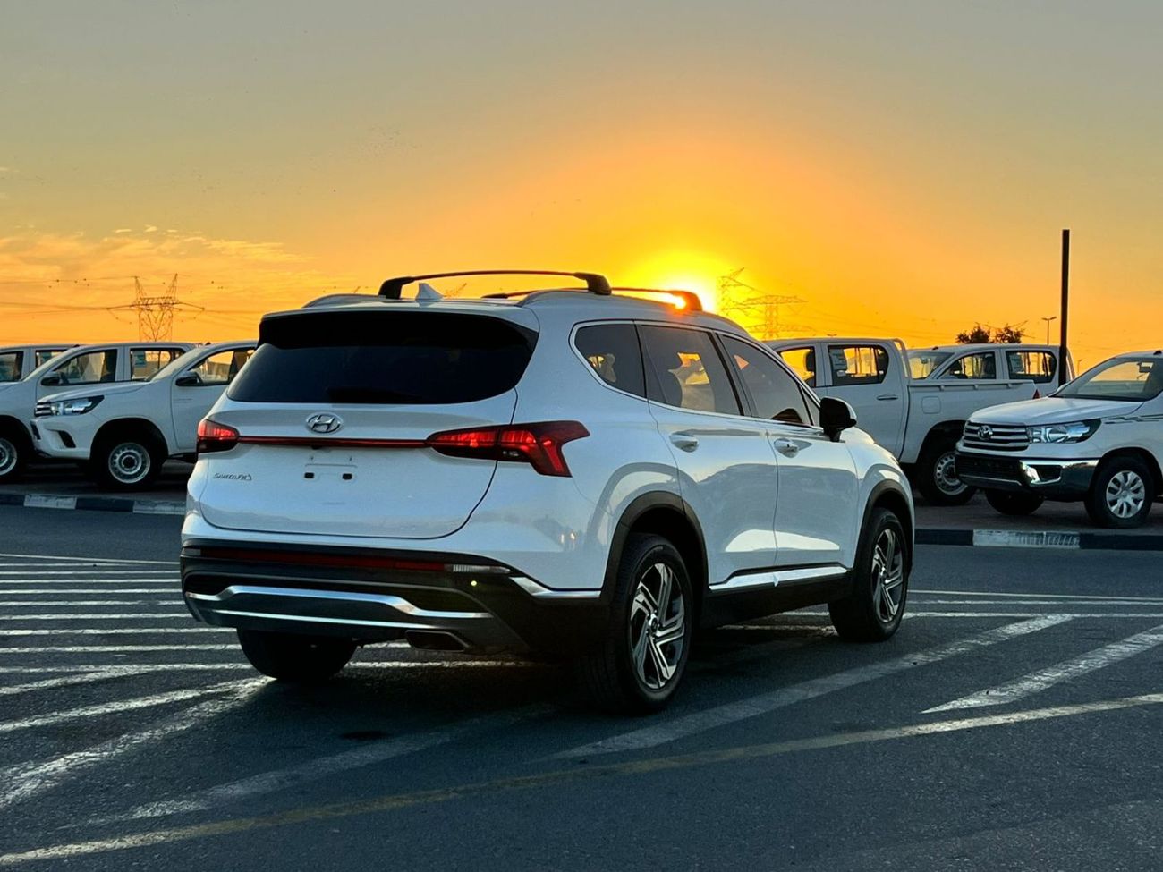 Hyundai Santa Fe 2022 Hyundai Santafe SEL  2.4L V4 - Rear Camera & Sensor - Leather Seats -