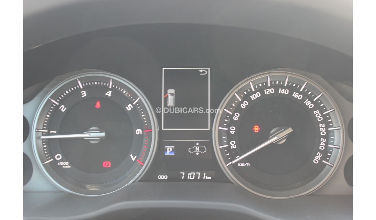 Toyota Land Cruiser (2016) VXR V8 5.7 GCC