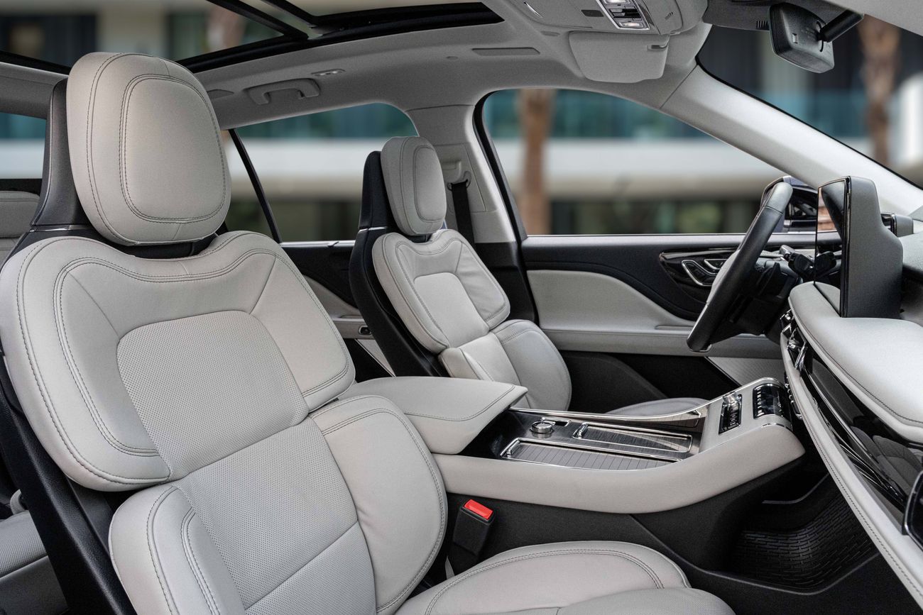 لينكولن أفياتور Aviator Reserve | 4,896 P.M | 0% Downpayment | Pristine Condition!