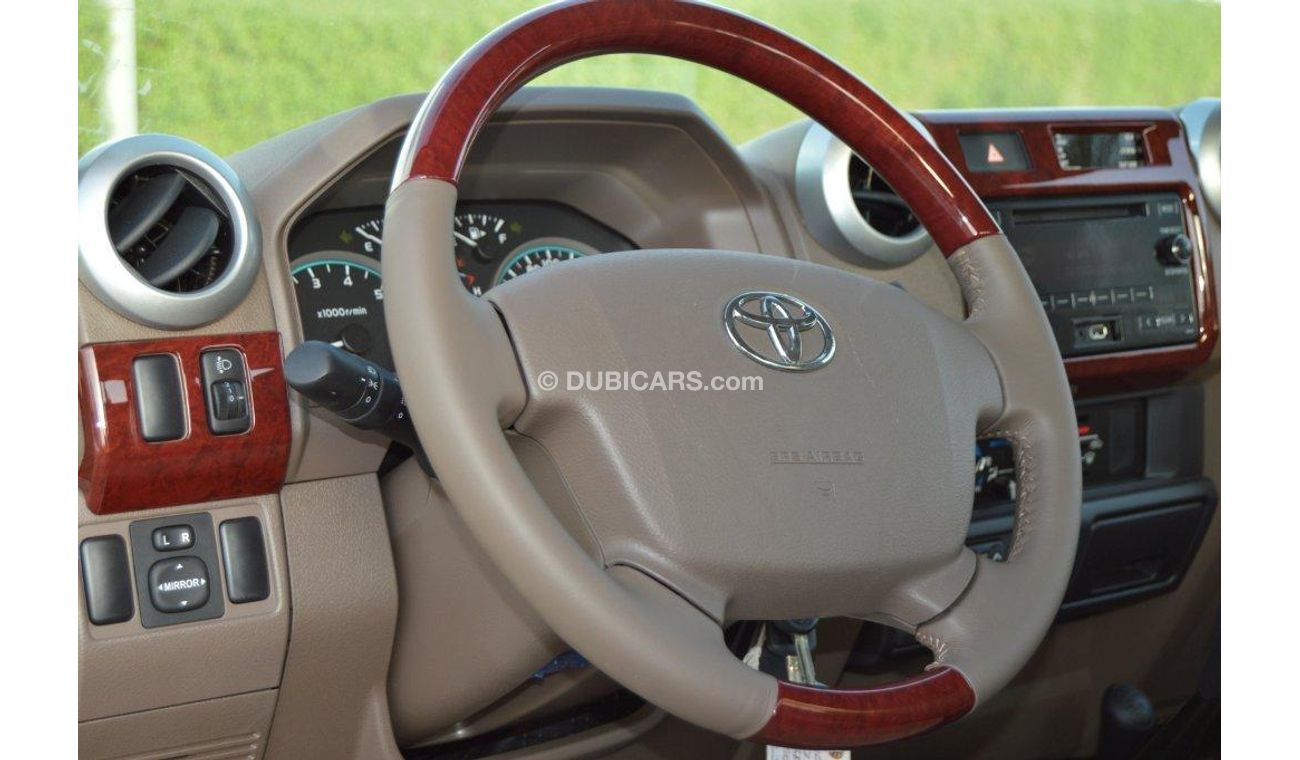 Toyota Land Cruiser Pick Up 2016 MODEL S CAB V6