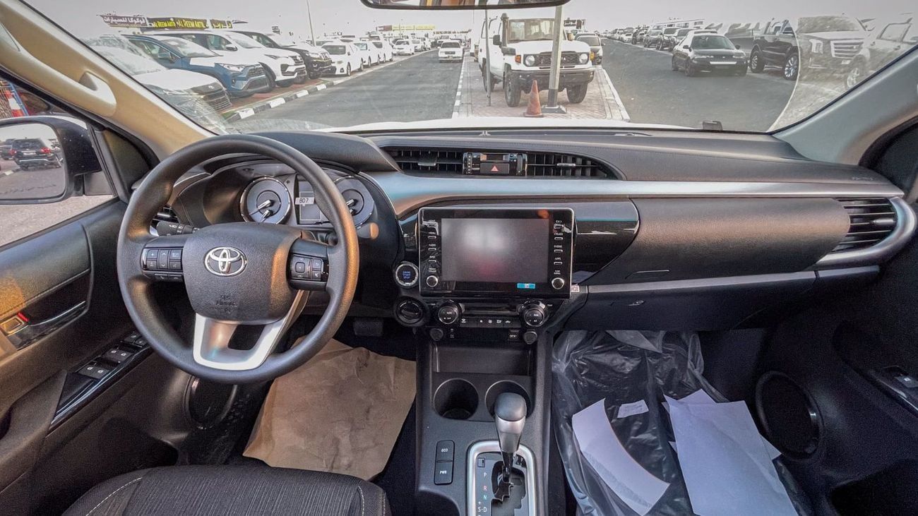 تويوتا هيلوكس SGLX SR5 DC 2.4L Diesel A/T 2025YM
