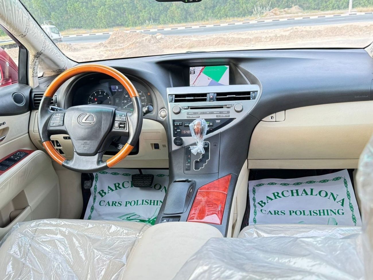 لكزس RX 350 بريمير بحالة ممتازة من الداخل و الخارج