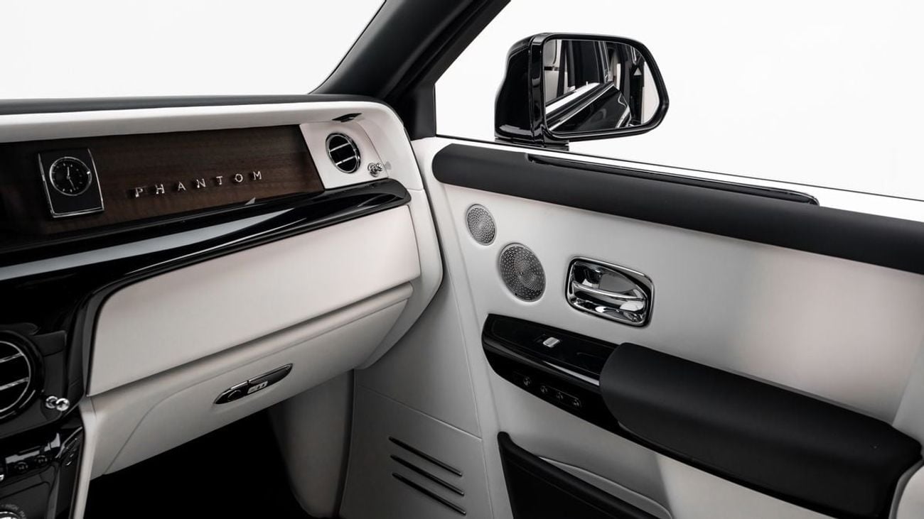 Rolls-Royce Phantom EWB - 2026 - GCC Specs - Under Warranty and Service Contract