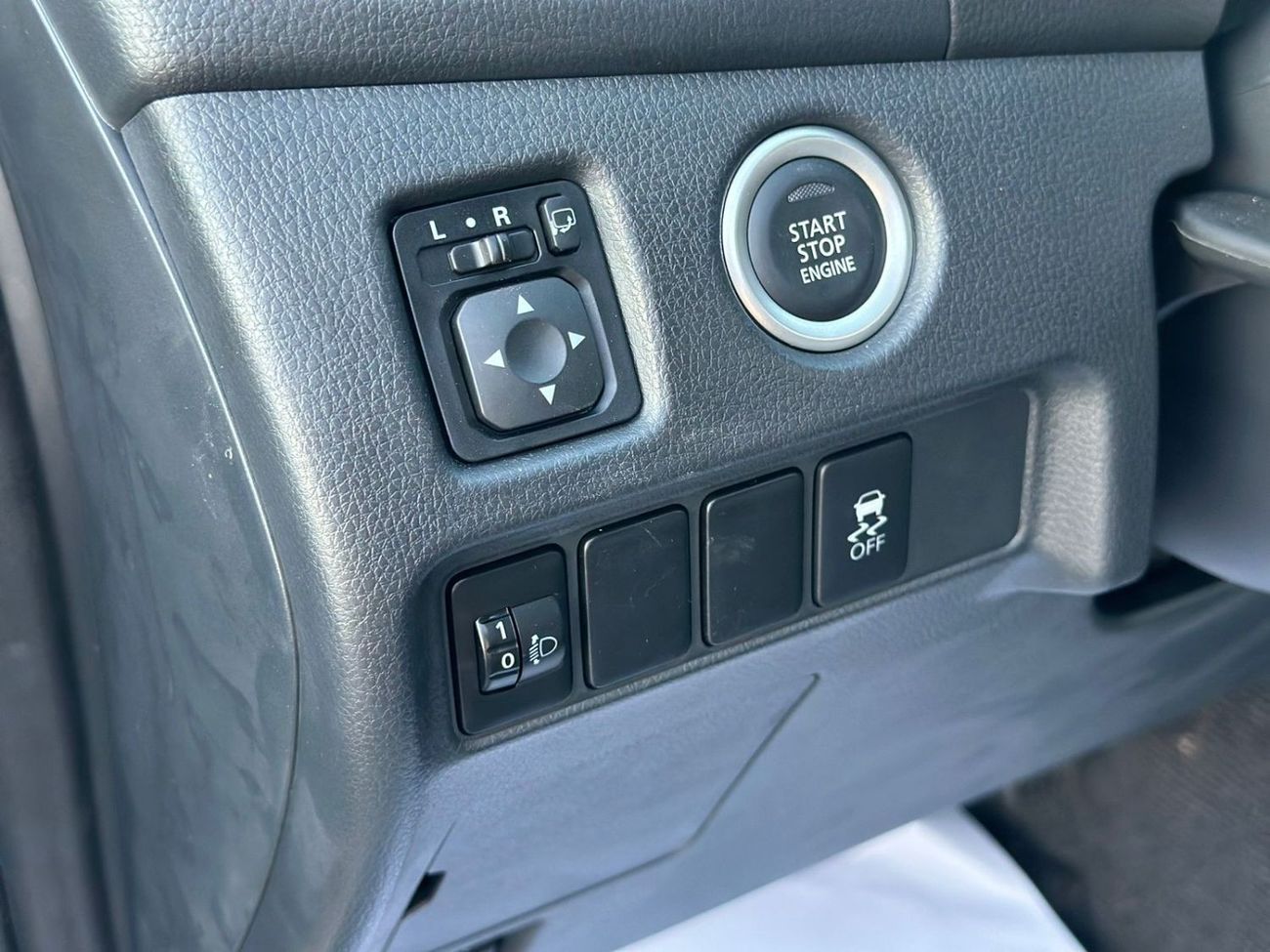 Mitsubishi L200 Mitsubishi L200 SPORTERO DIESEL - 2.4L - DOUBLE CABIN - 4X4 - A/T - POWER LOCKS AND POWER WINDOWS