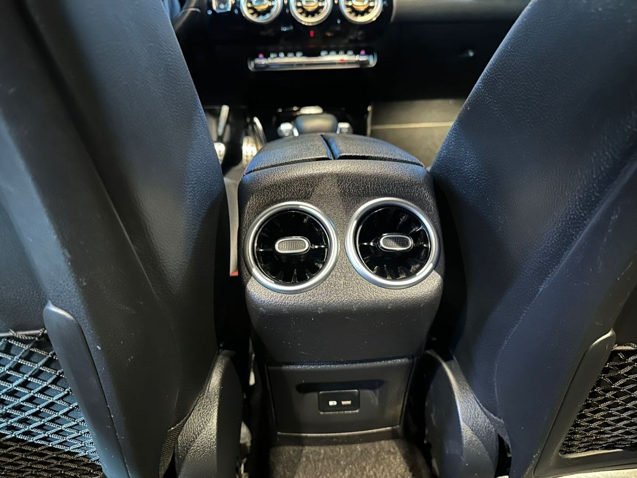 Mercedes-Benz CLA 250 Std 2.0L (224 HP)