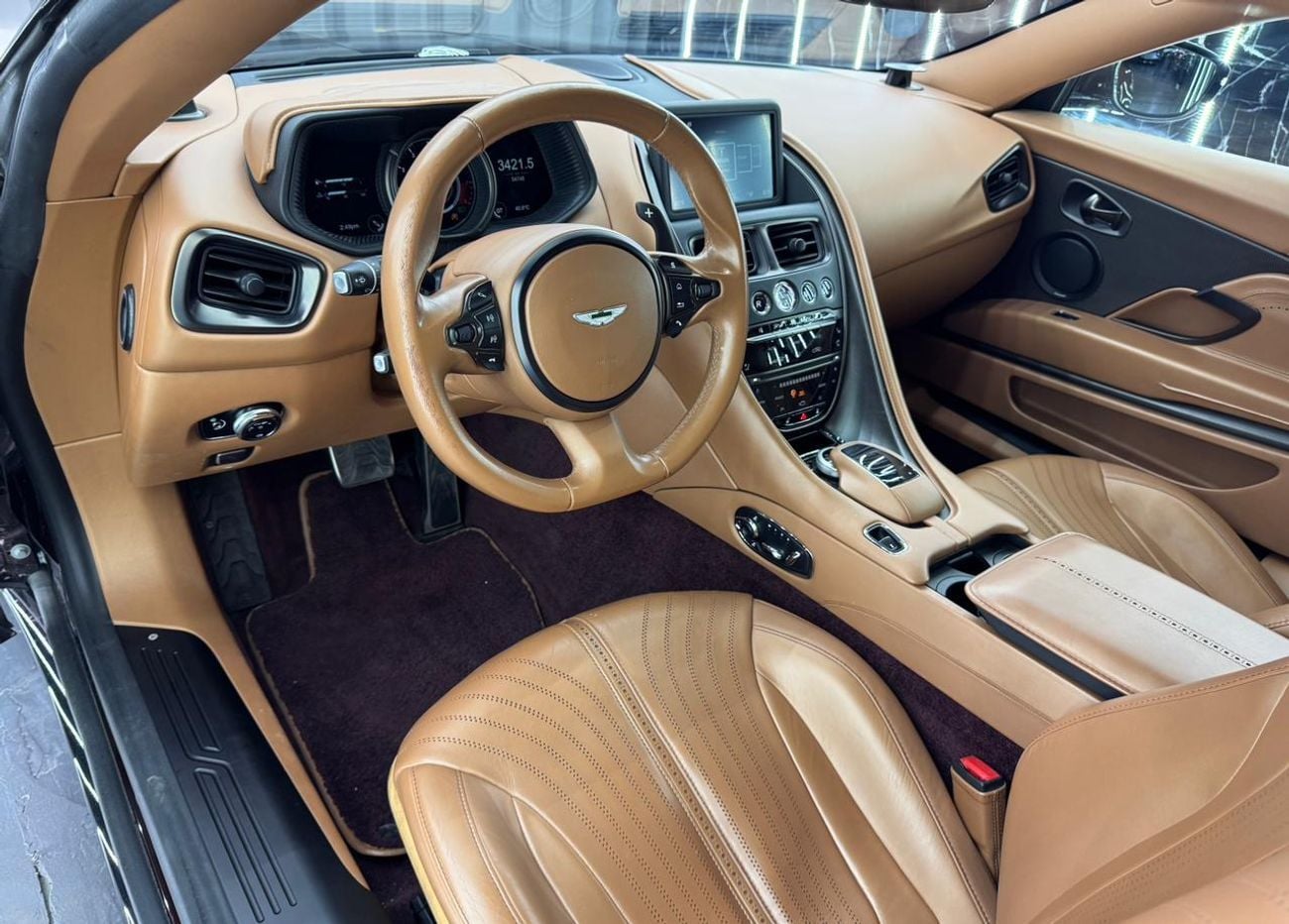 Aston Martin DB11 STD AMR 5.2L 2018 Aston Martin DB11  V12 With full Aston Martin Service History