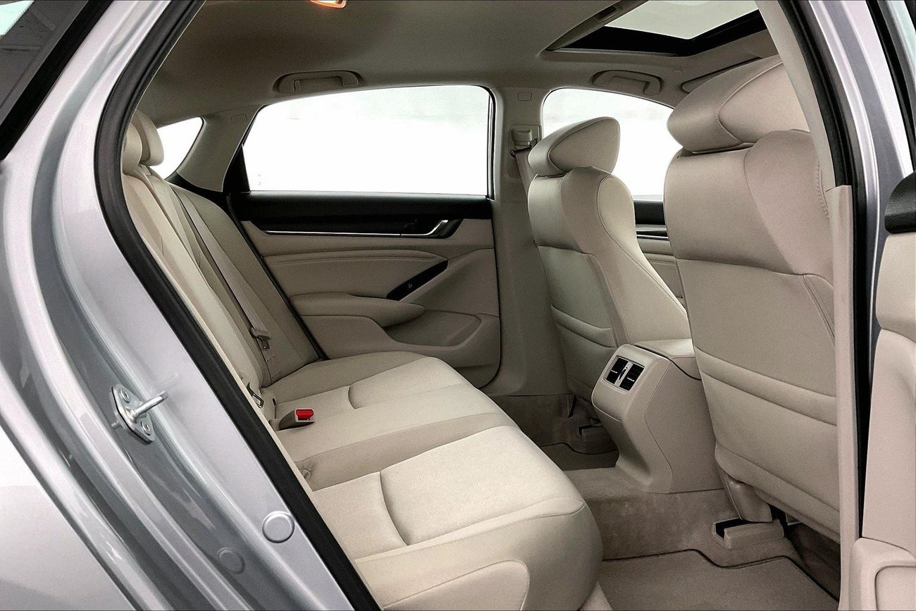 Mitsubishi ASX GLX Lowline| 1 year free warranty | Exclusive Eid offer